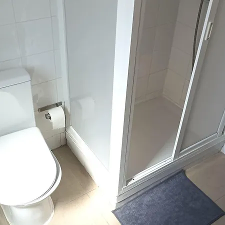 Open Trace 2 Bedroom Located Centeral Apartment Lisbon