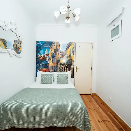 2-bedroom 2 Double Bed 1 Sofa Bed With Open Terrace In * Lisbon